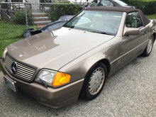 Load image into Gallery viewer, Mercedes Benz 1990 300SL Convertible Coupe
