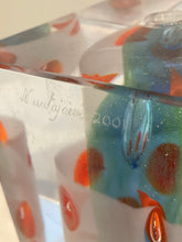 Load image into Gallery viewer, Oiva Toikka for Nuutajarvi Annual Cube Glass Paperweight S/N from 2001
