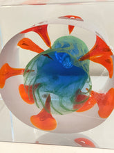 Load image into Gallery viewer, Oiva Toikka for Nuutajarvi Annual Cube Glass Paperweight S/N from 2001
