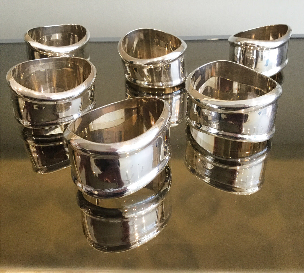 Tiffany & Co. Sterling Silver napkin rings (set of 6) designed by Elsa Peretti in Italy