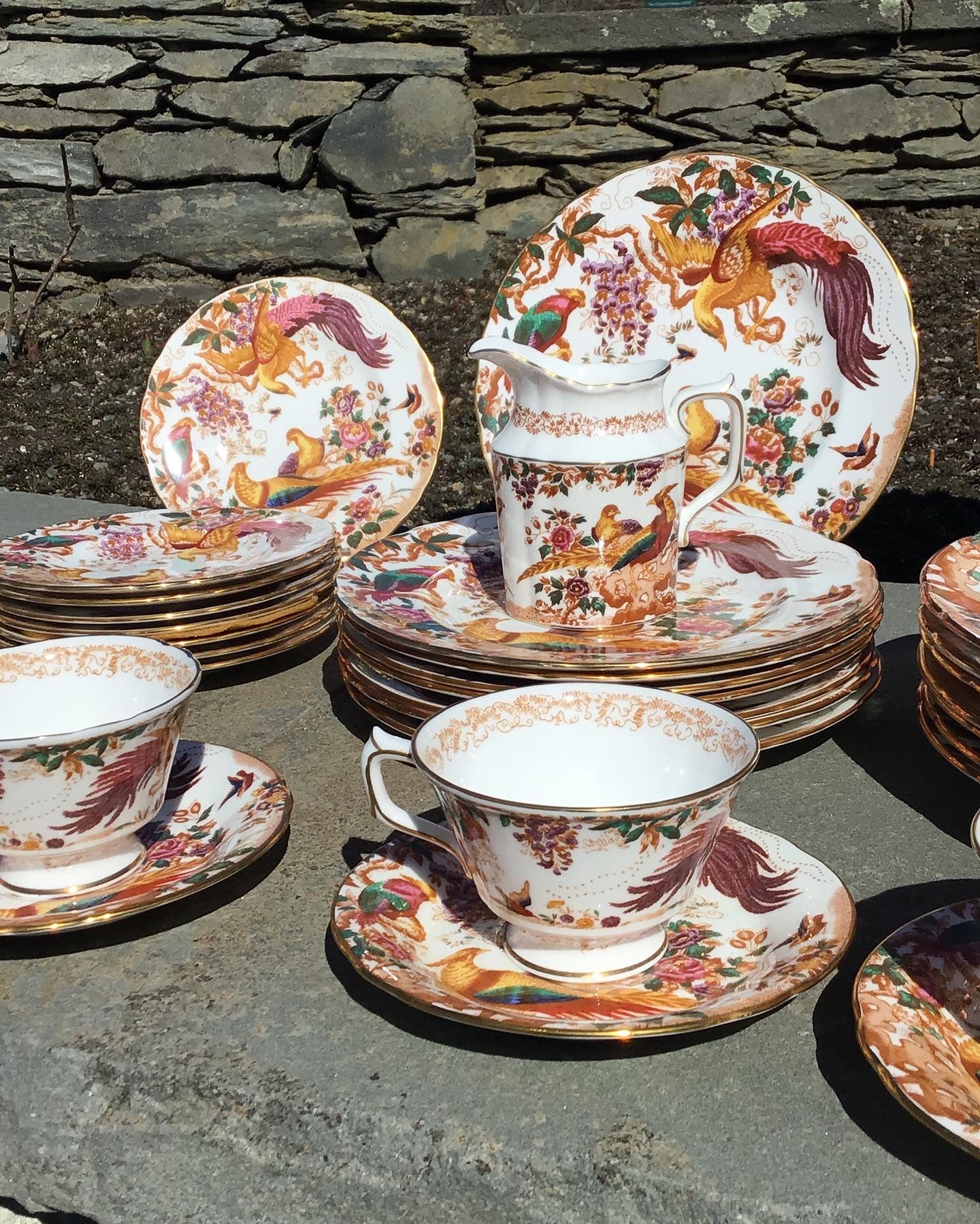 Set of 50 Royal Crown Derby England Olde Avesbury Pattern