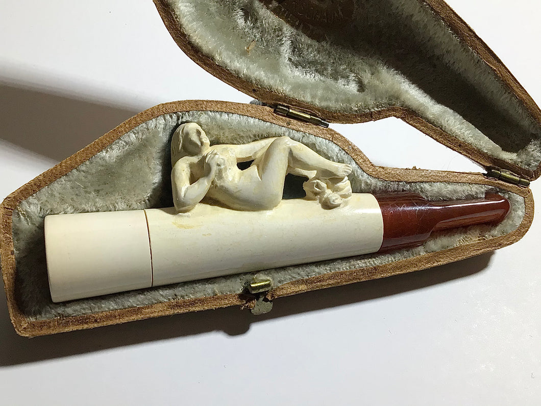 Antique Meerschaum of Austria Miniature Pipe Cigar Holder