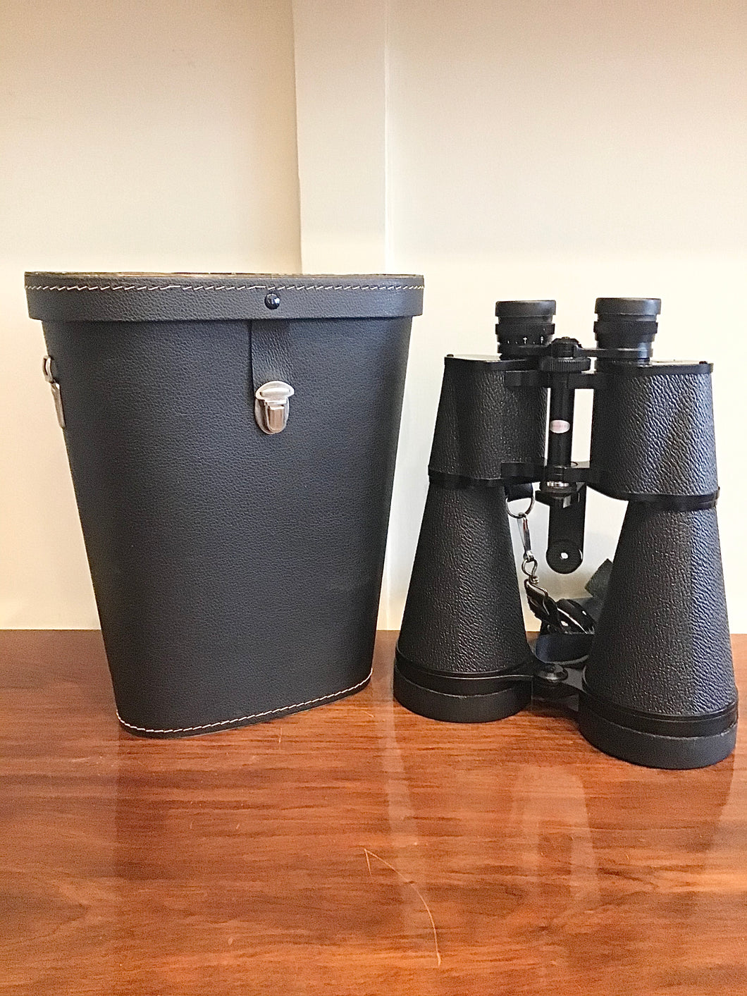 Comet King 11 x 80 Astronomical Binoculars in Case